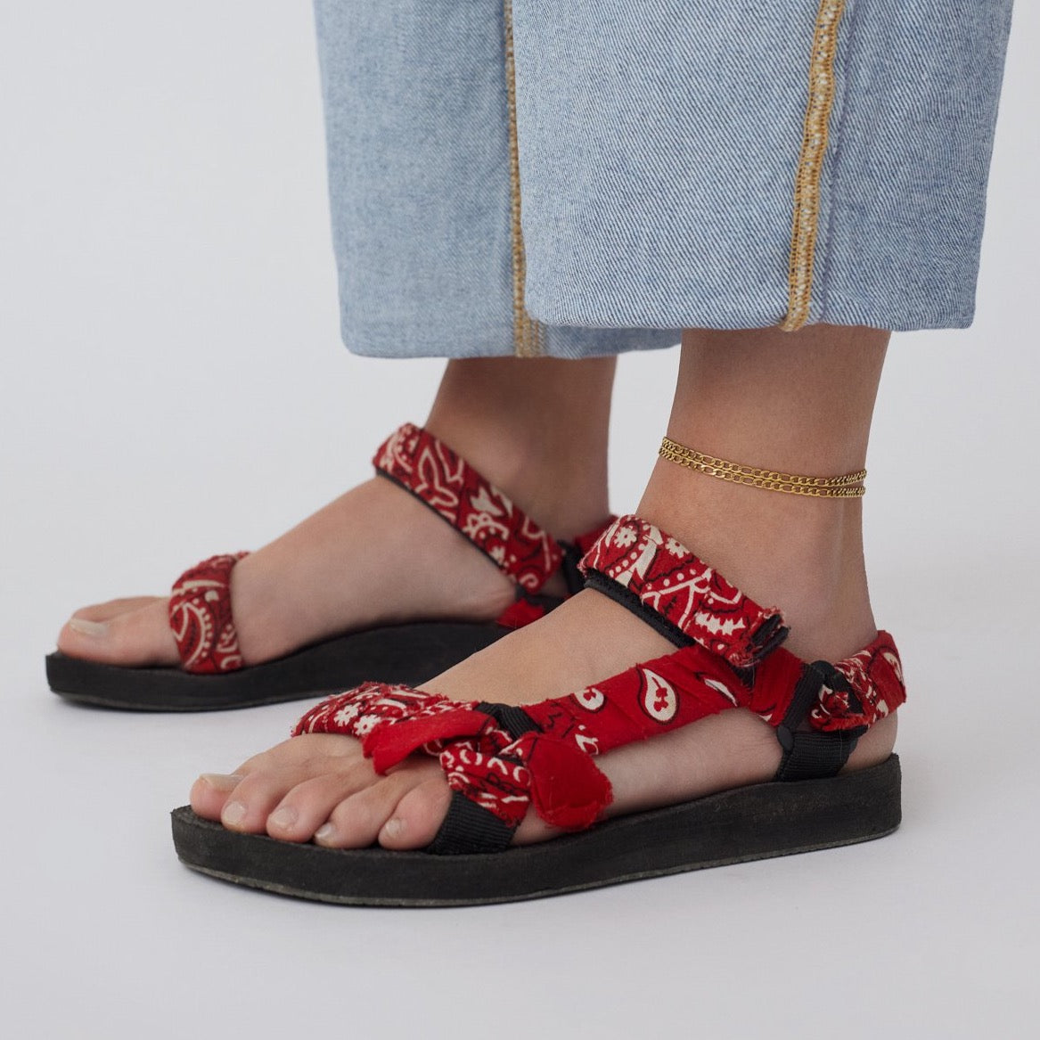 Thin Gili Anklet