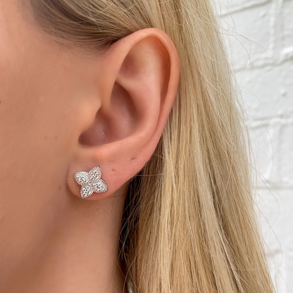 Pointed Petal Stud Earrings