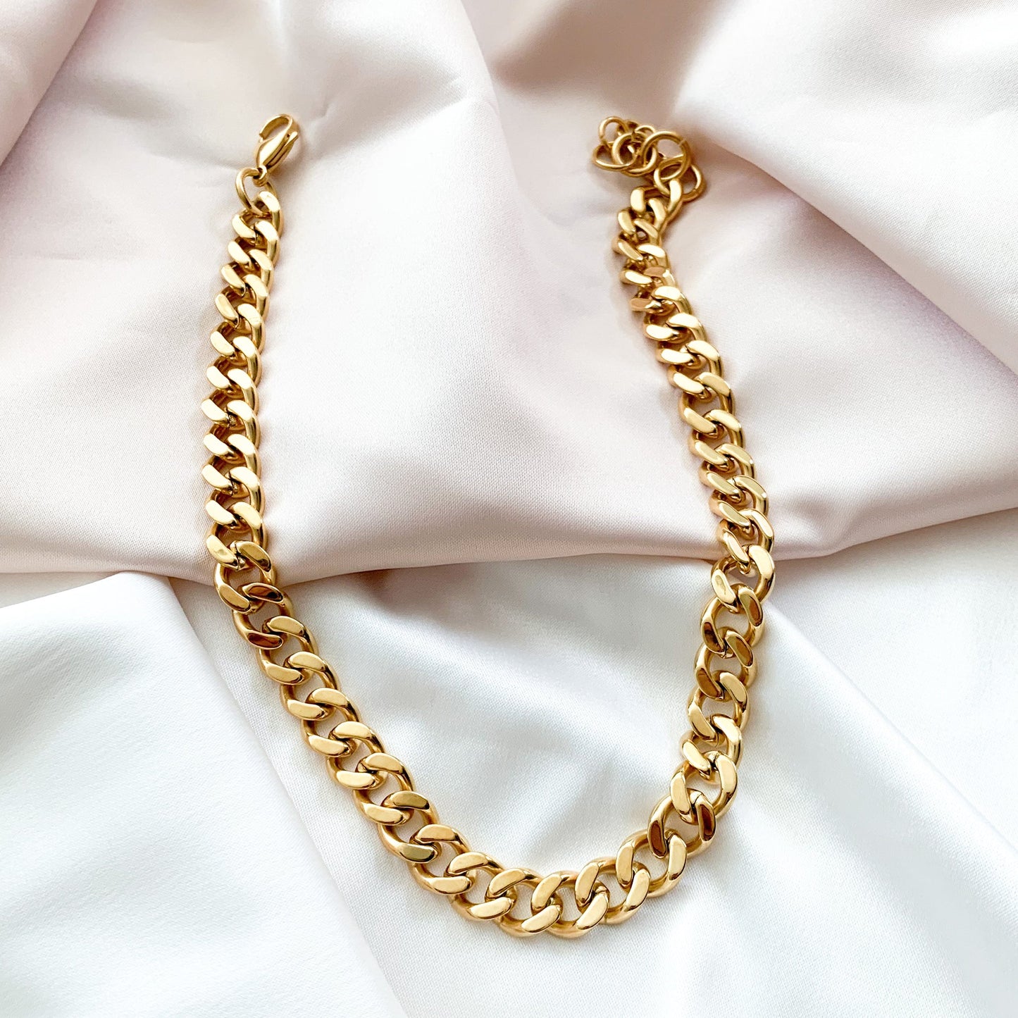 Thick Cuban Chain Choker