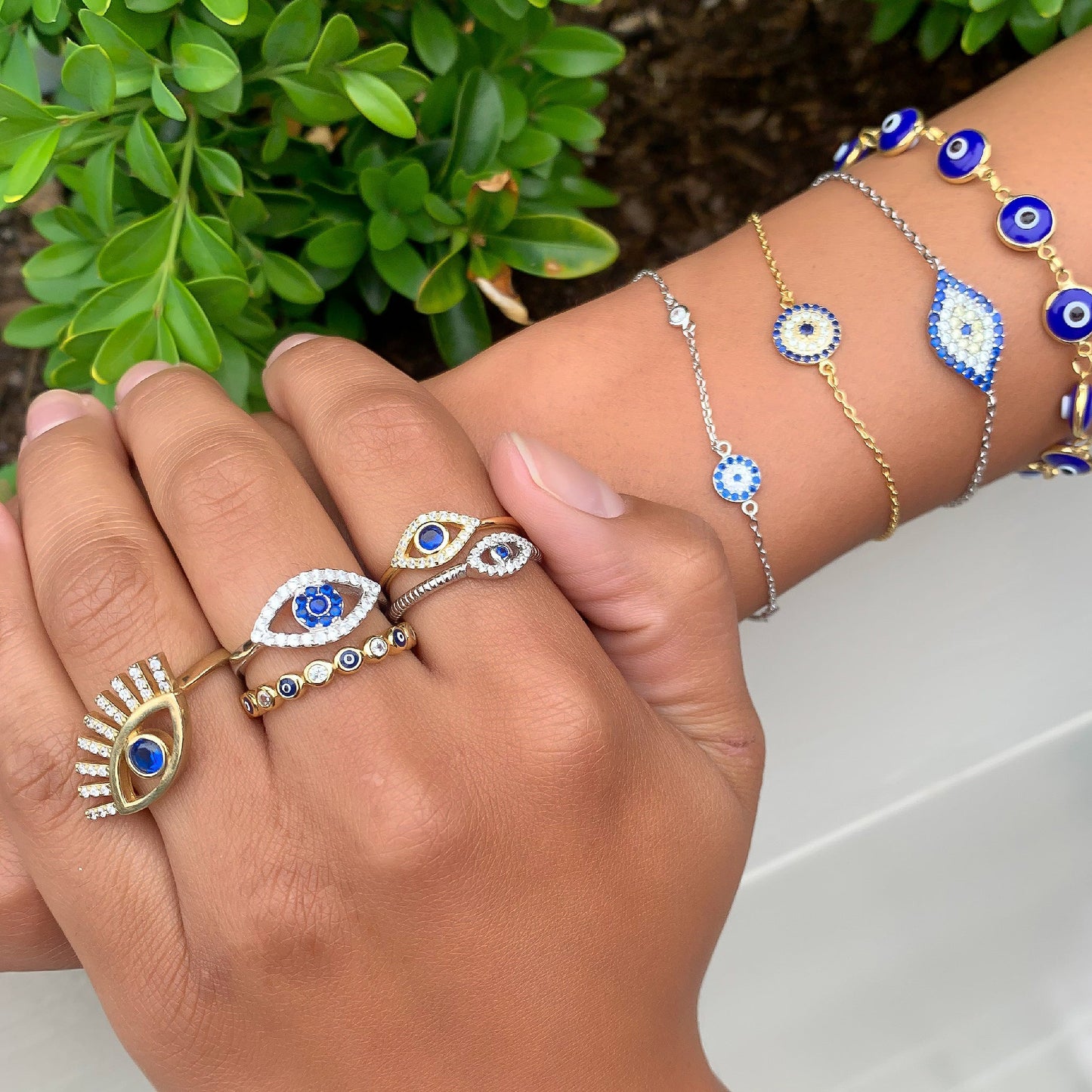 Evil Eye Disc Bracelet