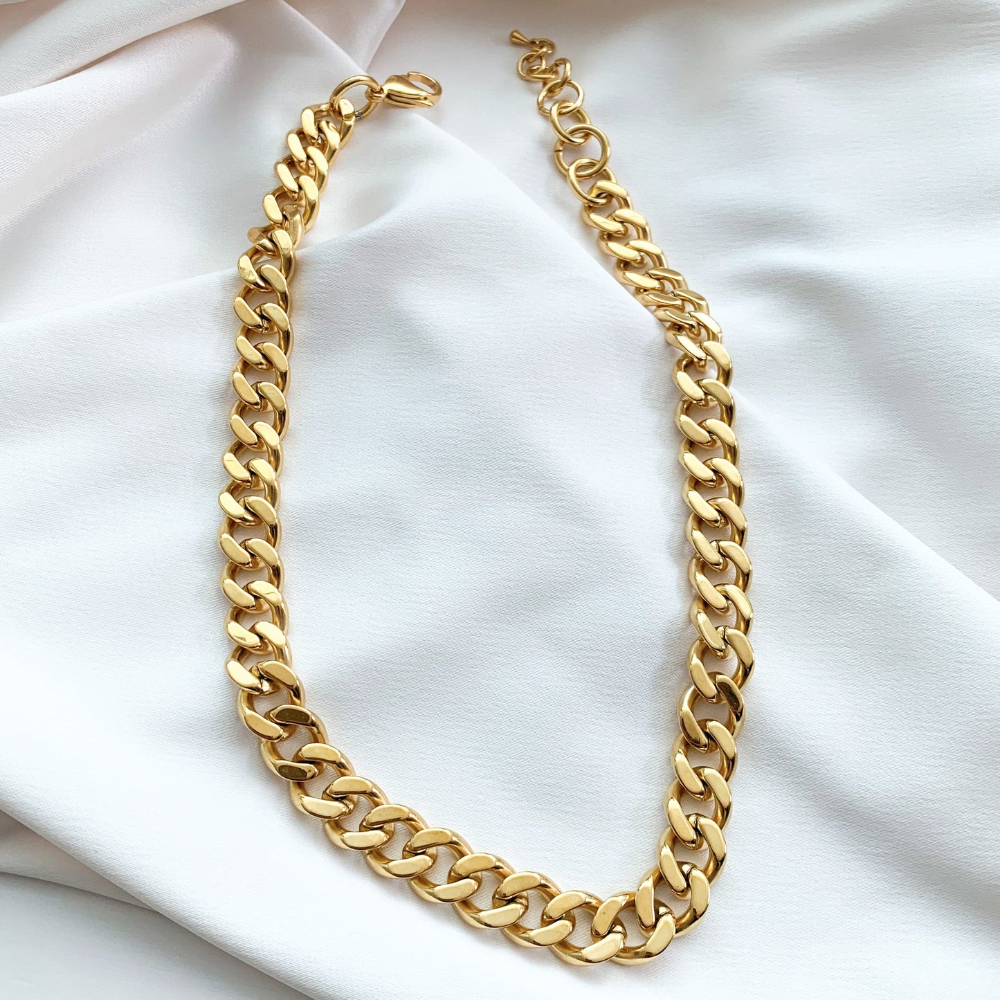 Thick Cuban Chain Choker